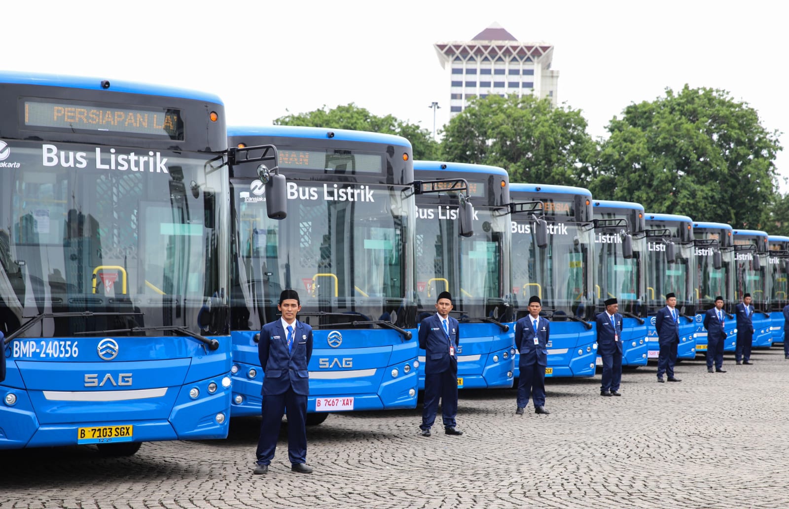 Bus Listrik
